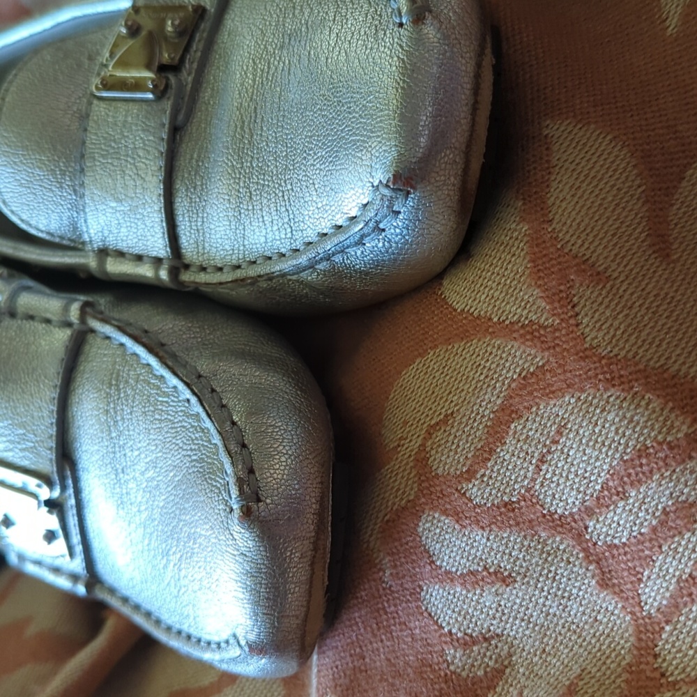 Louis Vuitton silver loafers - Picture 3 of 9